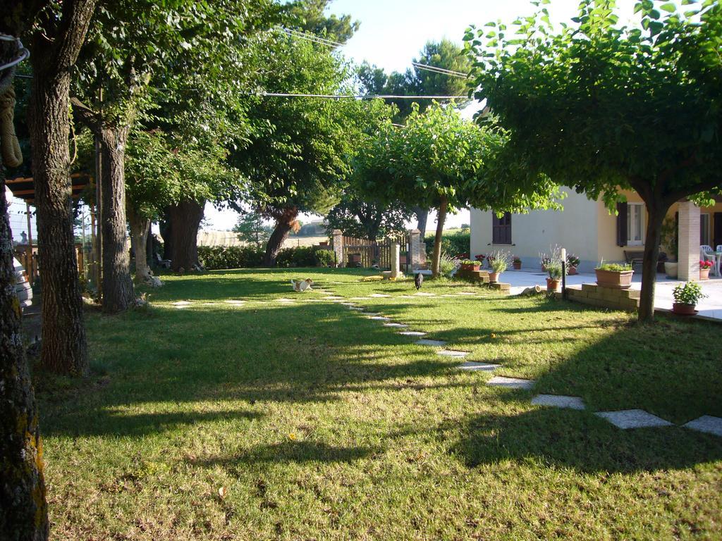 Agriturismo Al Rifugio Divino Belvedere Ostrense Экстерьер фото