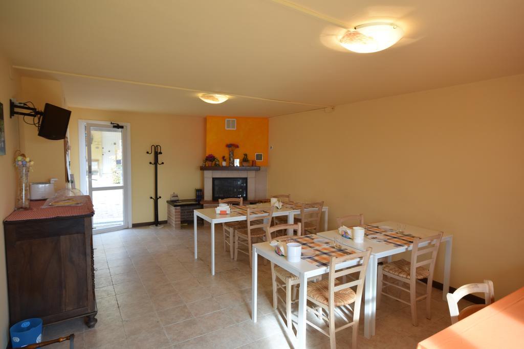 Agriturismo Al Rifugio Divino Belvedere Ostrense Экстерьер фото